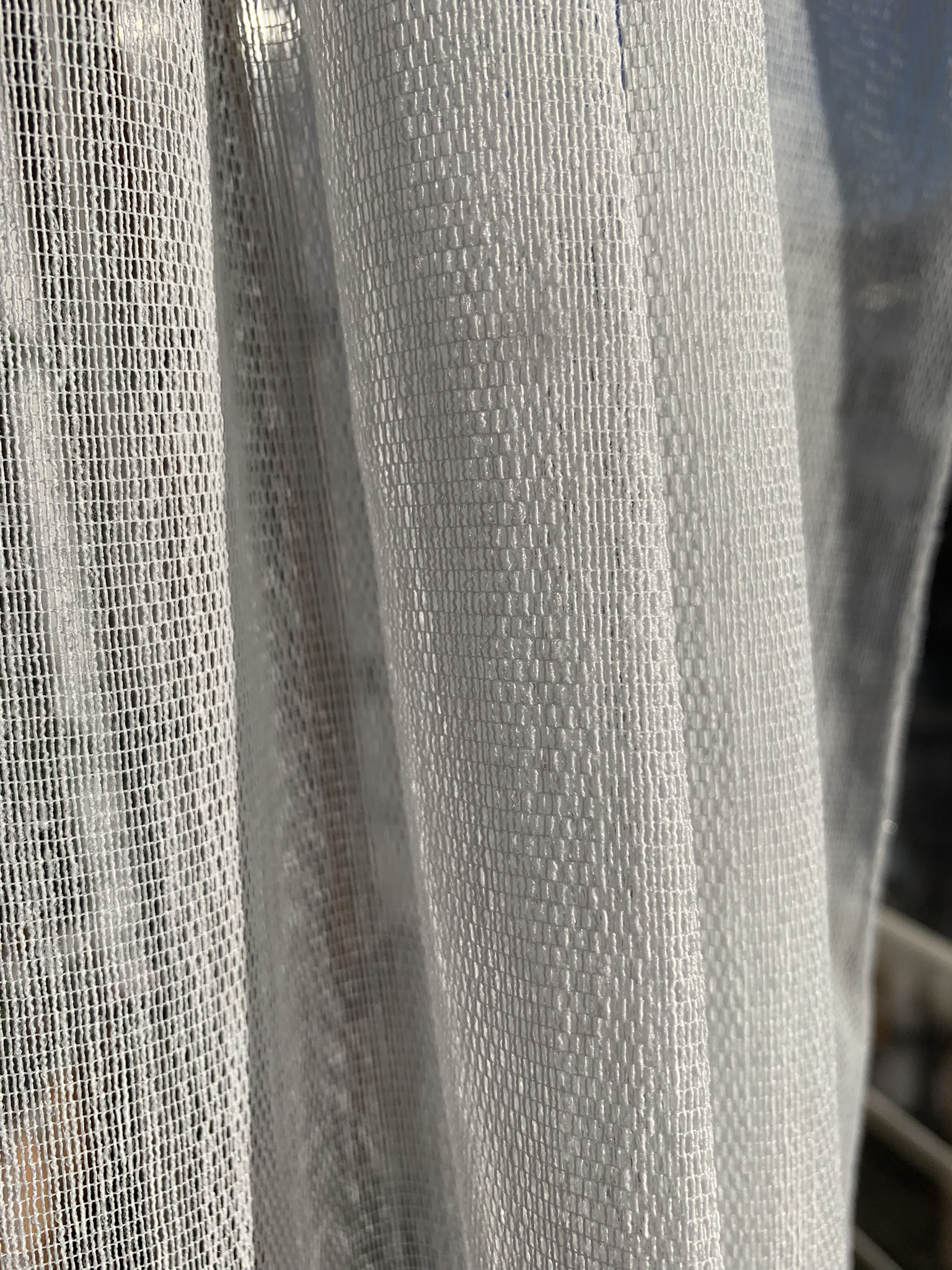 Ptextil - Тънко перде Масва в сив цвят, мрежесто, с перделък Тънко перде Масва в сив цвят, мрежесто, с перделък - Image 3