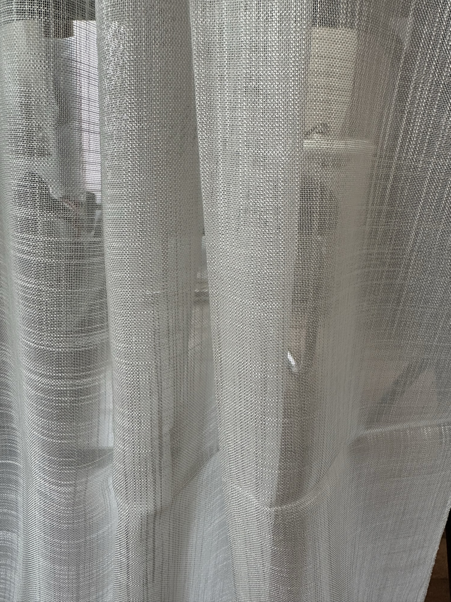 Ptextil - Тънко мрежесто перде Сантаса в цвят екрю, с перделък Тънко мрежесто перде Сантаса в цвят екрю, с перделък