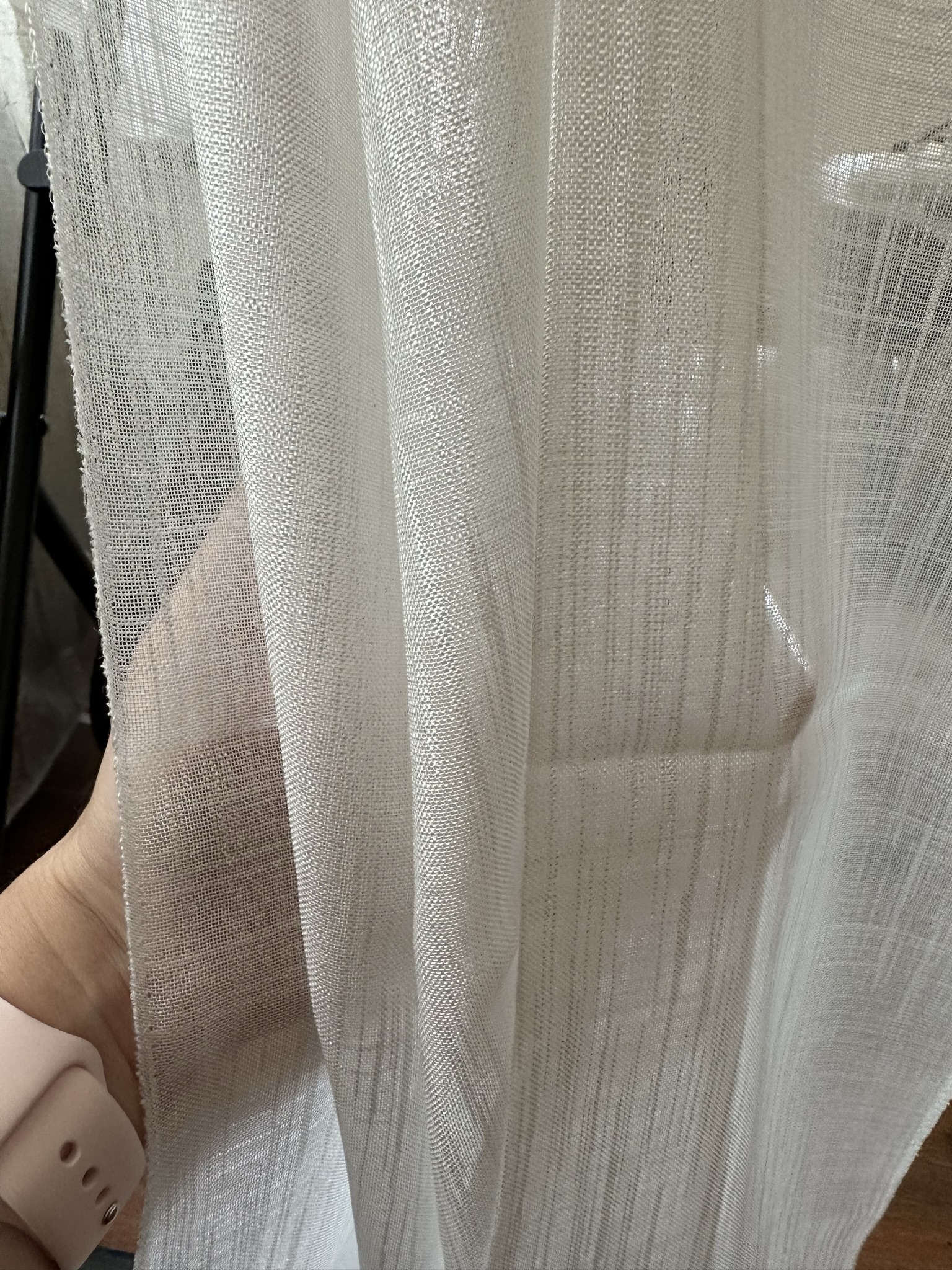 Ptextil - Тънко мрежесто перде Сантаса в млечно бял цвят, с перделък Тънко мрежесто перде Сантаса в млечно бял цвят, с перделък - Image 3