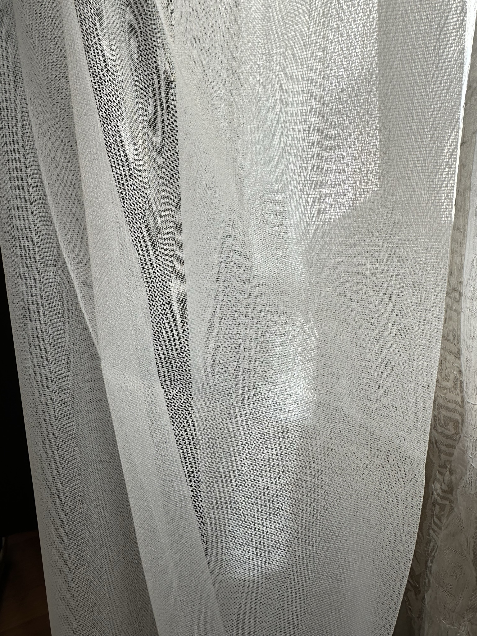 Ptextil - Тънко мрежесто перде в екрю цвят, с перделък Тънко мрежесто перде в екрю цвят, с перделък - Image 2