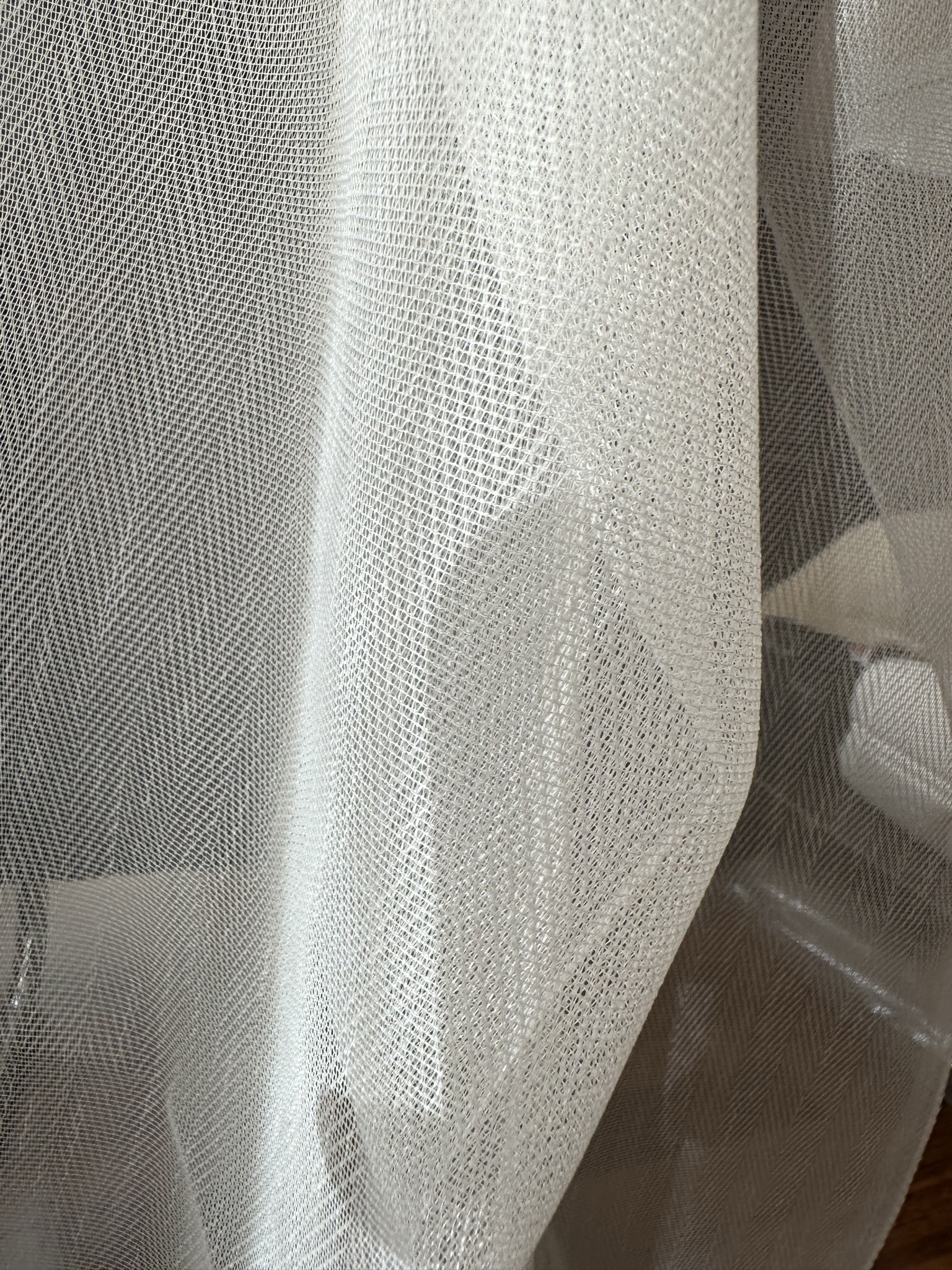 Ptextil - Тънко мрежесто перде в цвят екрю, с перделък Тънко мрежесто перде в цвят екрю, с перделък - Image 2