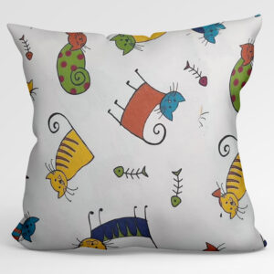 Декоративна калъфка за възглавница с шарени котки и рибки на бял фон