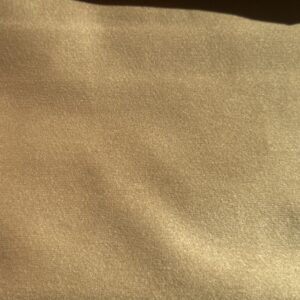 велурена завеса бежова